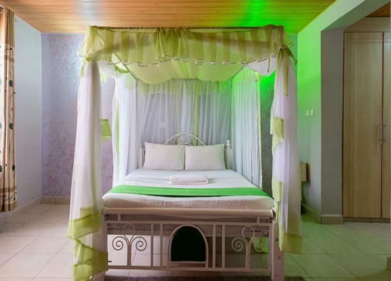 Ferienwohnung Nemadek Royal Park Nairobi Exterior foto